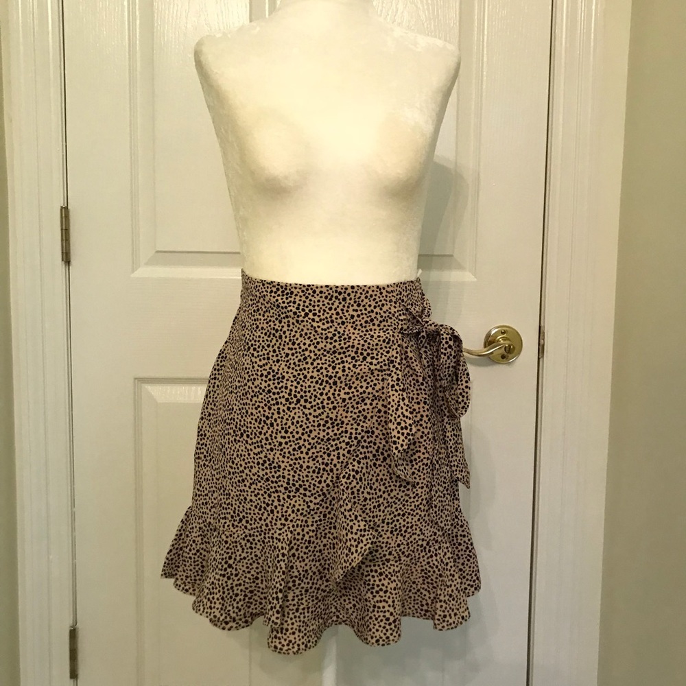 NWT Mini Wrap Skirt